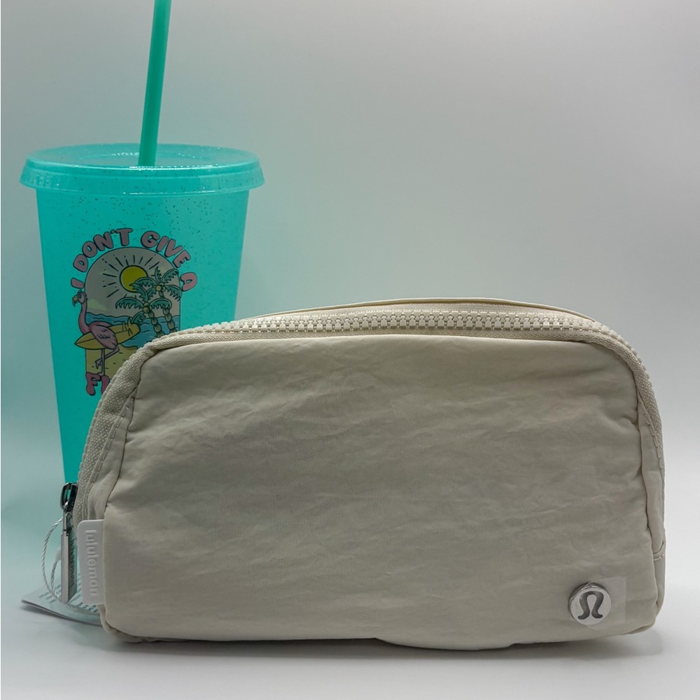 Lululemon Cream everyday belt bag 1L